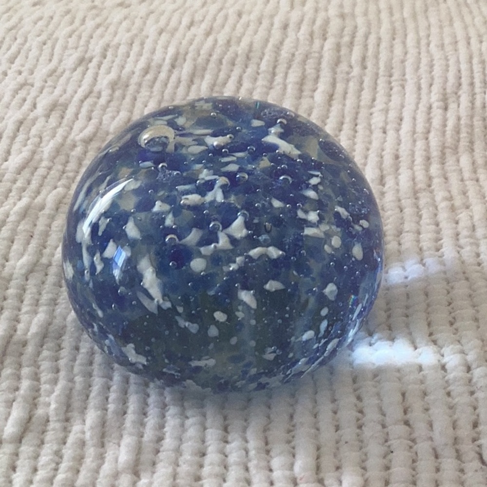 Glass Paperweight - Picture 3 of 6